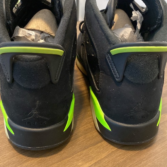 JORDAN 6 Retro Size 5.5Y - Picture 6 of 12
